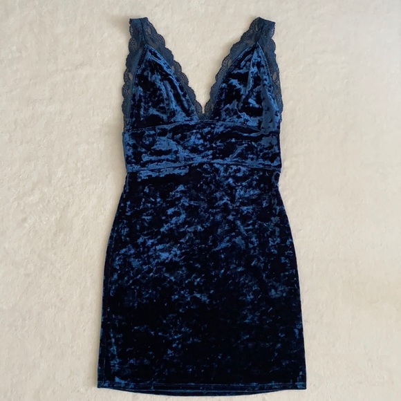Intimately by Free People | Viper Crushed Velvet Chemise Mini Dress Blue (XS) - Picture 3 of 16
